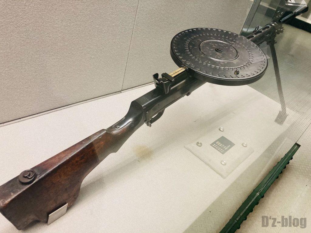 上海公安博物館　他国の拳銃