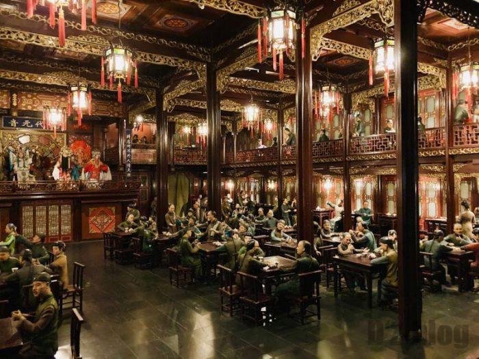 上海城市歴史発展陳列館　貴族の食事光景一部