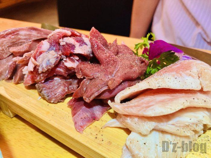 上海肉力屋　豚肉の部位盛り